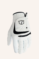 Wilson Grip Plus Golfhandschuh aus Leder, zeigt die handschuhweite Passform und rutschfeste Oberfläche für besseren Halt beim Golf.
