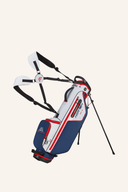 Einzelne HEAVEN Six G Eisen von Big Max mit schwarzem Schlägerkopf und grünem Griff, auf einem Golfplatz liegend