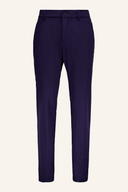 Lange Kjus Iver Golfhose aus atmungsaktivem Material, bequem sitzend, in neutraler Farbe, für Damen und Herren.