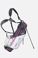 Großes Big Max Dri Lite Seven G Standbag mit wasserabweisender Hülle und mehreren Fächern, auf einem Golfplatz liegend