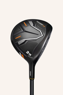 Majesty SG 23 Fairwayholz, Nahaufnahme des Schlägerkopfs mit Gold- und Schwarzelementen, für präzise Abschläge auf dem Golfplatz