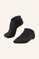 Schwarze Falke GO2 Invisible Socken, nahtlose Golf-Socken, bequem und unsichtbar in den Schuhen, für optimalen Tragekomfort.
