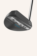 Wilson Infinite Bean Putter für Damen, Nahaufnahme des Putter-Schlägers mit Griff und Schlagfläche.