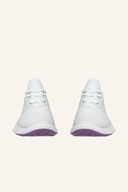 Ecco Biom H5 Golfschuhe in Weiß und Grau, seitliche Ansicht, bequeme Golfschuhen mit Schnürverschluss, für Damen und Herren