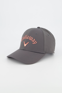 Callaway Liquid Metal Cap, schwarze Kappe mit glänzendem Metallic-Design und gebrandetem Logo, sportlich und stilvoll.
