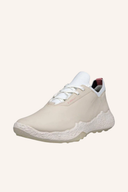 Ecco Biom H5 Golfschuhe in Schwarz mit griffiger Sohle und atmungsaktivem Obermaterial für komfortables Golfspiel.