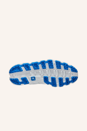 Fußballschuhe von Footjoy, Pro/SL II BOA Golfschuhe, mit Schnürsystem und wetterfestem Design, auf grünem Golfplatz.