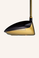 Majesty Prestigio XIV Driver, Golfschläger mit Schlägerkopf und Griff, für präzises Abschlagen beim Golf.