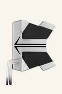 Scotty Cameron Phantom 11.5 Putter mit schwarzem Griff und modernem Design auf glatter Golfplatzoberfläche.