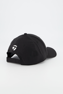 TaylorMade Performance Seeker Cap, sportive Kappe aus atmungsaktivem Material mit verstellbarem Verschluss.