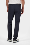 Lange Golfhose Alberto Rookie 3xDRY Cooler, atmungsaktive und bequeme Herrenhose mit Stretch für Komfort beim Golf.