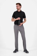 Lange Golfhose Rookie 3xDRY von Alberto, atmungsaktiv und bequem, in neutralem Farbton, auf einem weißen Hintergrund.