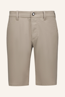 Kurze Golfsport-Hosen von Alberto, Modell Earnie WR Revolutional, aus leichtem Material, ideal für Golf und Freizeit.