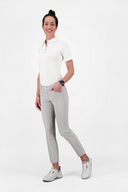Lange Golfhose Mona 3xDry Cooler von Alberto, atmungsaktiv und bequem für den Golfsport, in dunkler Farbe.