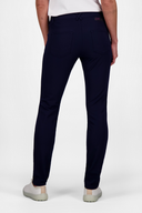 Lange Golfhose von Alberto aus Mona-L WR Super Jersey, bequeme Passform, in grau mit elastischem Bund und klassischen Design.