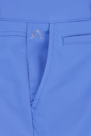 Alberto AUDREY-K Golfshorts, lange Hosen aus atmungsaktivem Material, in neutraler Farbe, Detailaufnahme des Stoffes und Schnitts