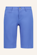 Lange Golfshorts von Alberto im klassischen Design, bequemes Material und moderne Passform, ideal für Golf und Freizeit.