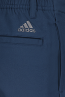 Adidas Ultimate 365 Kurze Hosen aus atmungsaktivem Material, bequem und sportlich für Training und Freizeit.