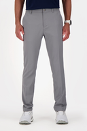 Lange Adidas Ultimate 365 Tapered Golfhose aus atmungsaktivem Material, perfekt für das Golfspiel.