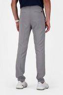 Adidas Ultimate 365 Tapered Golfhose, lange Hosen aus bequemem Material, in neutraler Farbe, mit elastischem Bund und schmal zulaufendem Bein