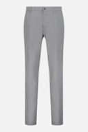 Adidas Ultimate 365 Tapered Golfhose, lange Hosen aus atmungsaktivem Stoff, mit schmaler Passform und elastischem Bund.