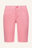 Kurze Alberto AUDREY-K Revolutional Print WR Golfshorts mit buntem Druck, bequemes Sportdesign und elastischem Bund.