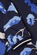 Buntes Bogner Calista Poloshirt aus Baumwolle mit Kragen und Knopfleiste, kurze Ärmel, casual Design, auf weißem Hintergrund