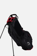 Callaway Hyperlite Zero Standbag in Schwarz mit Camouflage-Design, leicht und strapazierfähig für Golfausrüstung.