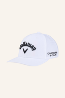 Callaway Tour Authentic Performance Pro Cap, schwarze Kappe mit Callaway Logo und belüftetem Design.