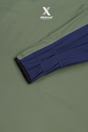Abacus Pitch Regenjacke, wasserdichter Regenanzug, schwarze Jacke mit Kapuze, atmungsaktiv und ideal für schlechtes Wetter