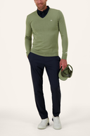 J. Lindeberg Lymann gestrickter Pullover, warmer Wollpullover mit Rippstrickmuster, in natürlichen Farben, frontale Ansicht