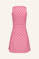 J. Lindeberg Cora Print Kleid mit buntem Muster und eleganter Passform, perfekt für stilvolle Anlässe, auf weißem Hintergrund.