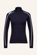 J. Lindeberg Aubree gestrickter Zip-Pullover, lange Ärmel, strukturierter Stoff, in neutraler Farbe, auf einem weißen Hintergrund.