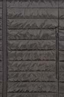 J. Lindeberg Hayden Quilt Hybrid Weste als Midlayer, leicht gefüttert mit Steppdetails und Reißverschluss.