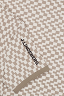 J. Lindeberg Tour Tech Print Golf Poloshirt, atmungsaktives T-Shirt mit Druck, geeignet für Golf und Freizeit, in sportlichem Design