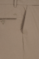 J. Lindeberg Vent Golfshorts, kurze Hosen mit atmungsaktivem Material, ideal für das Golfspielen im Sommer