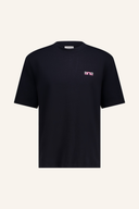 J. Lindeberg Hale T-Shirt, bequemes Baumwoll-T-Shirt in neutraler Farbe, sichtbarer Rundhalsausschnitt und Logo-Details auf der Brust