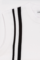J. Lindeberg Wallis Strick-Pullover, beiger Pullunder aus weichem Material mit Rippstrick-Details.