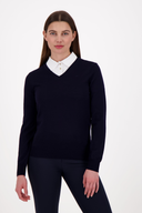 Lymann gestrickter Pullover von J. Lindeberg, warm und bequem, mit klassischem Design und feiner Strickstruktur.