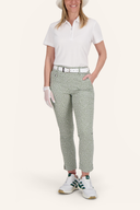 Graues Daily Sports Peoria Golf Polo aus atmungsaktivem Material, sportlich und bequem für Golf und Freizeit.