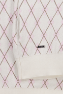 Weiße Daily Sports Argyle Cardigan Weste mit argyle Muster und Knopfleiste, elegante Damenmode für kalte Tage