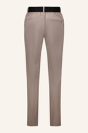 Lange Golfhose von Daily Sports, Beyond Ankle 7/8, in dunkler Farbe, mit elastischem Bund und sportlichem Design.