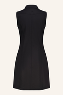 Graues Lyric Sl Kleid von Daily Sports, leichtes Kleid aus weichem Stoff, mit Rundhalsausschnitt und bequemem Schnitt.