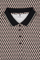 Geometrisches SL Kleid von Daily Sports, lässiges Damenkleid mit modernen Mustern, perfekt für den Alltag.