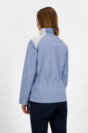 Leichte, wasserdichte Cloud Regenjacke von Cross Sportswear, atmungsaktiv und ideal für Regenwetter, in verschiedenen Farben.