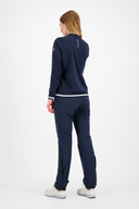 Dunkelgraue Cross Sportswear Storm Jacke aus wasserdichtem Material, mit Kapuze und Reißverschluss vorne.