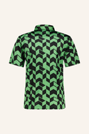 Grafisches Kurzarm-Polo von Peak Performance, sportliches T-Shirt mit auffälligem Design und bequemem Schnitt.