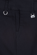 Lange Magic High Water Hose von Daily Sports, weiches Material und elastischer Sitz, ideal für sportliche Aktivitäten.