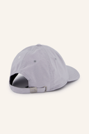 Kjus Trade Wind Cap, eine stilvolle Kappe aus atmungsaktivem Material mit Kjus-Logo, ideal für sportliche Aktivitäten.