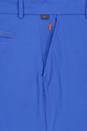 Kjus Iver Shorts, kurze Hosen aus leichtem, atmungsaktivem Material, ideal für sportliche Aktivitäten und Sommerwetter.